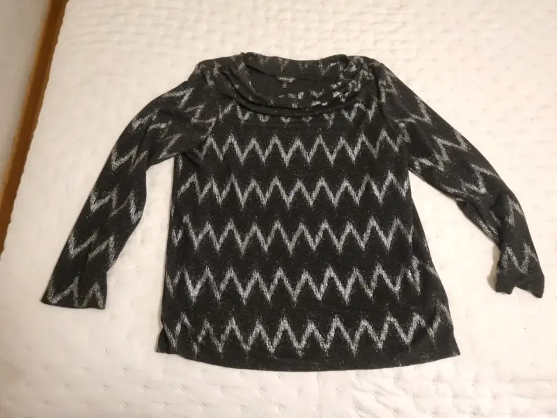 Polera manga larga con diseño zigzag Lawrence - 1