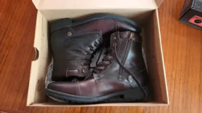 Botas de cuero marrón Bata con cordones - miniatura 1