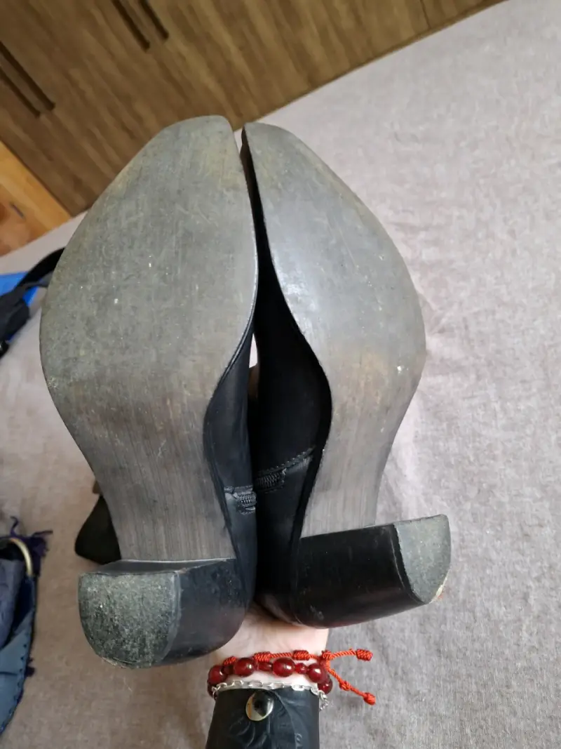 Botas de cuero negras con tacón alto - 5