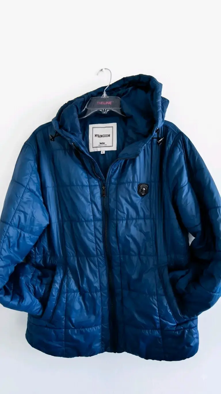 4.500 Chaqueta azul acolchada con capucha - 1