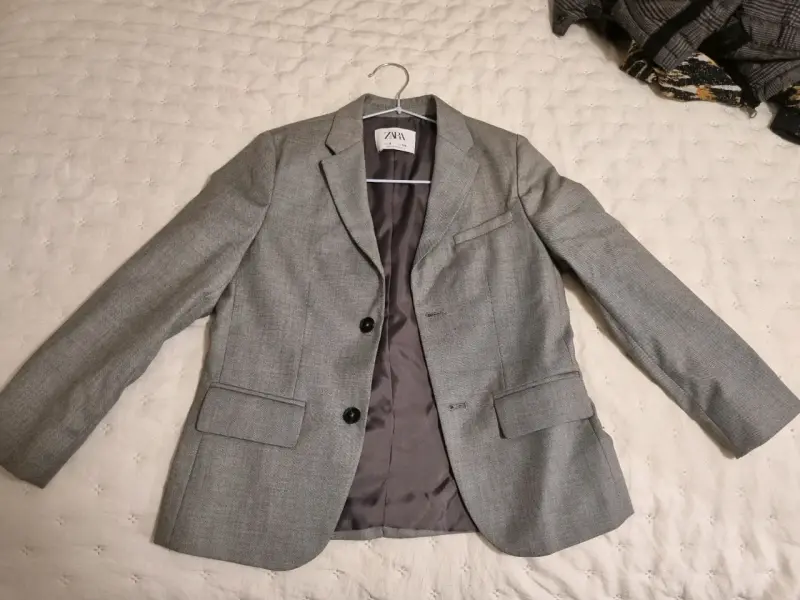 Blazer gris para niño Zara talla 8 - 1