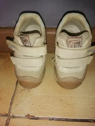 Zapatillas Pillin beige para niños con velcro - miniatura 1