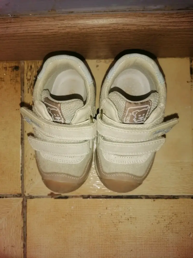 Zapatillas Pillin beige para niños con velcro - 3