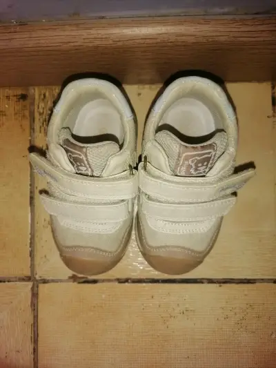 Zapatillas Pillin beige para niños con velcro - miniatura 3