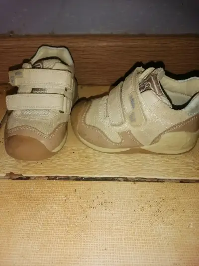 Zapatillas Pillin beige para niños con velcro - miniatura 4
