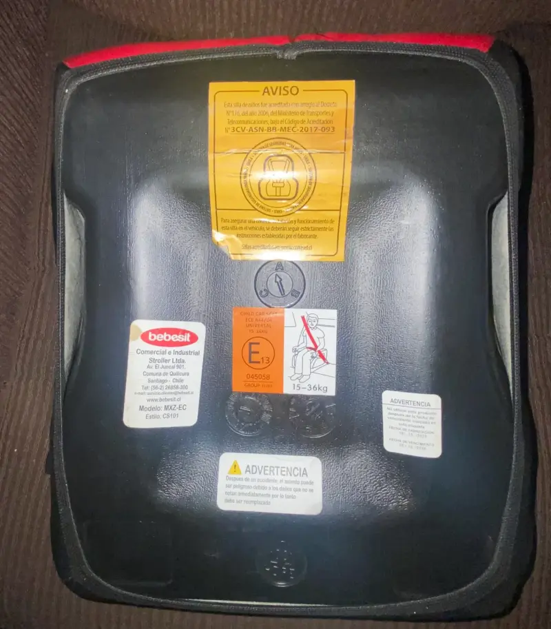 Asiento elevador para auto Bebesit rojo y negro - 2
