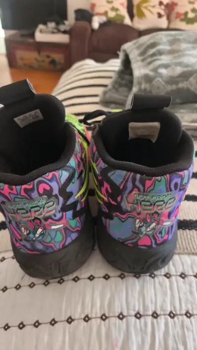 Zapatillas deportivas coloridas para hombre - miniatura 3