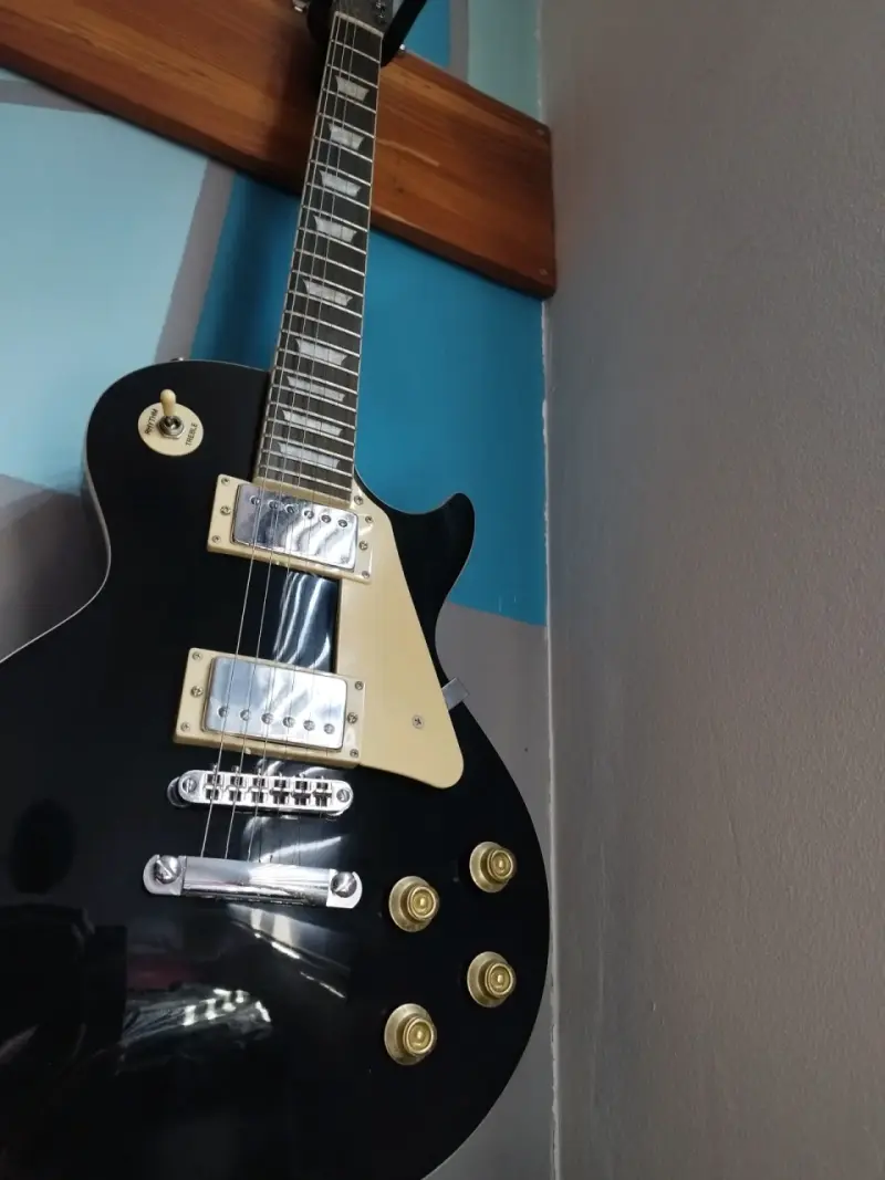 Guitarra eléctrica Epic Les Paul con amplific - 3