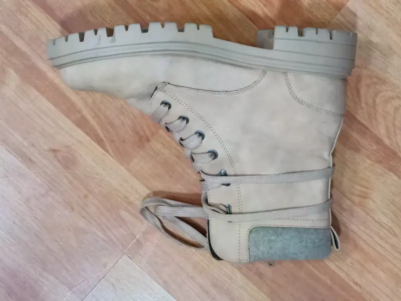 Botas de cuero beige con forro cálido 40/41 - 2