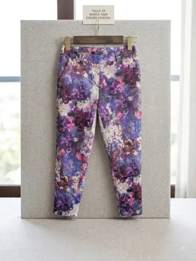 Pantalon estampado floral H&M edición especial - miniatura 3