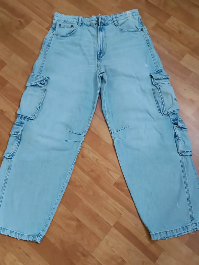 Pantalones cargo de mezclilla 42/44