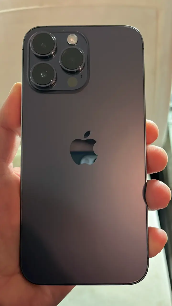 iPhone 14 Pro Max 128 gb con cargador original - 2