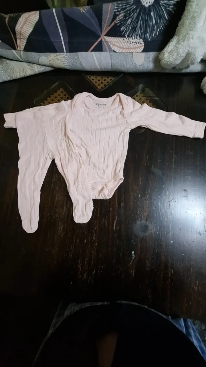 Conjunto de bebé Opaline rosado y blanco