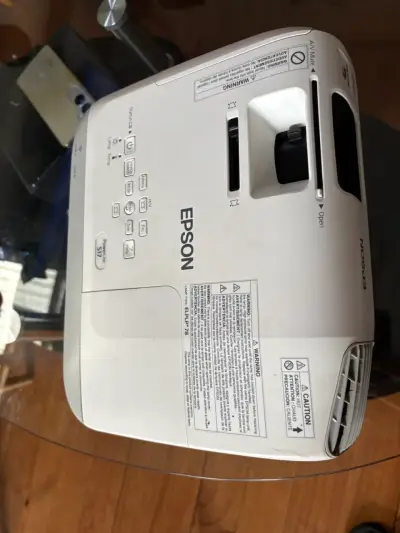 Proyector Epson ELPLP78 en buen estado - miniatura 1