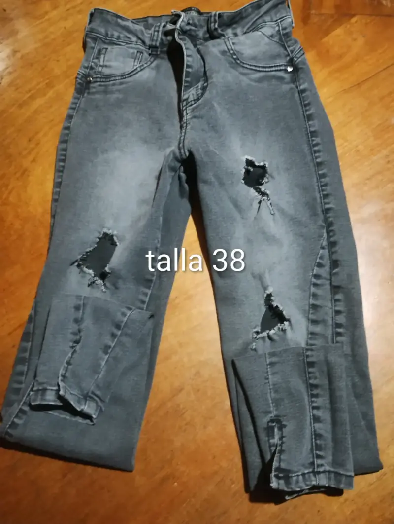 Lote de jeans para mujer en varias tallas - 4
