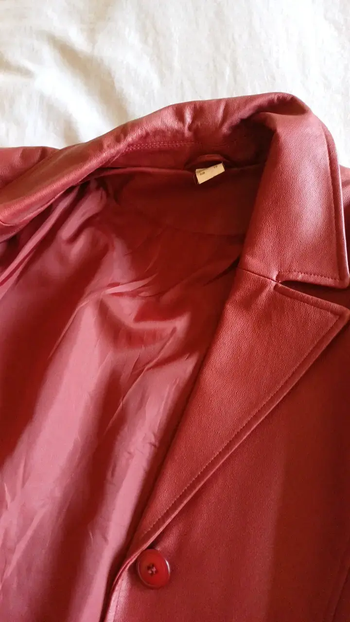 Abrigo de cuero rojo para mujer talla 40 - 2