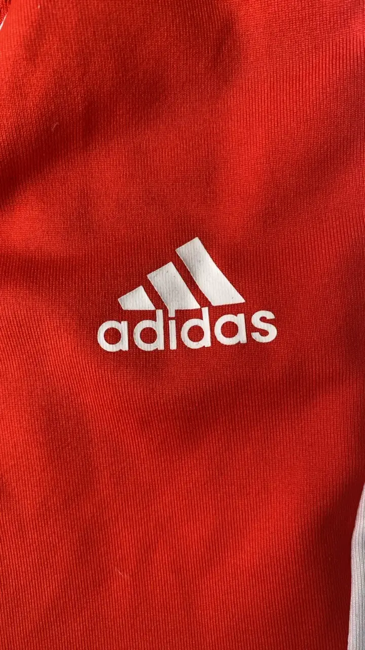 Polera deportiva roja Adidas para mujer - 6