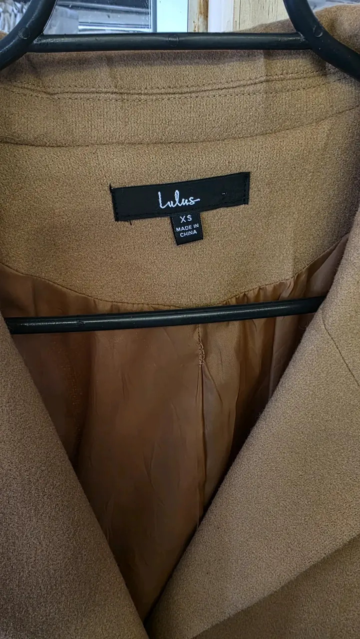 Abrigo camel para mujer Lulus talla XS - 2