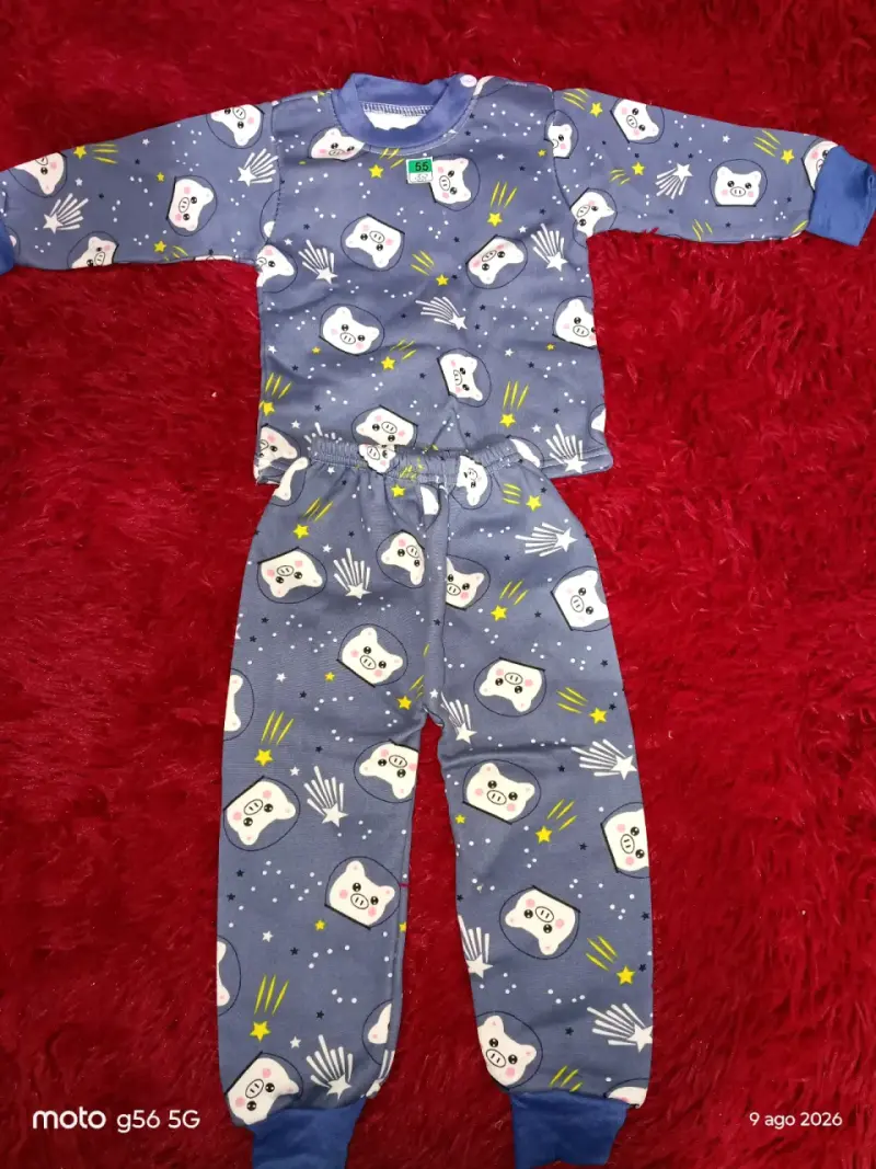 Pijama de niño con diseño de ositos - 1