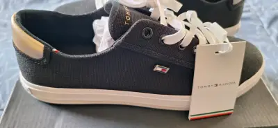 Zapatillas negras Tommy Hilfiger para mujer - miniatura 2