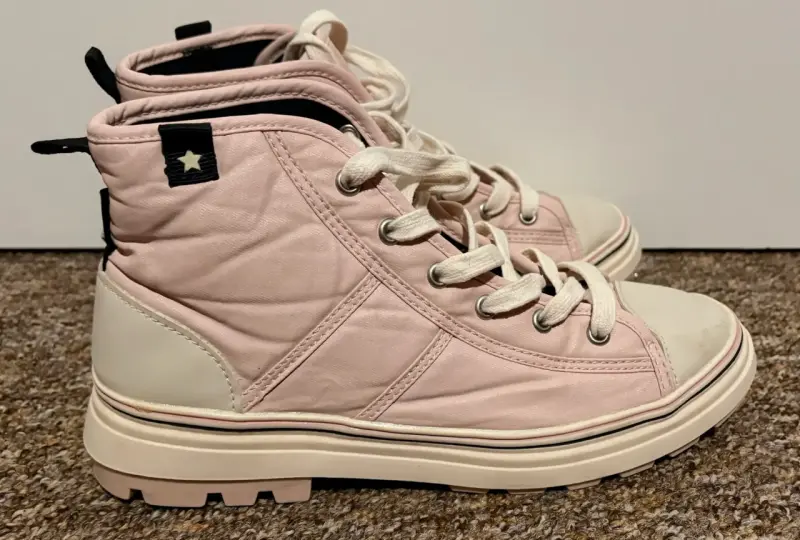 Botines rosados de mujer con cordones
