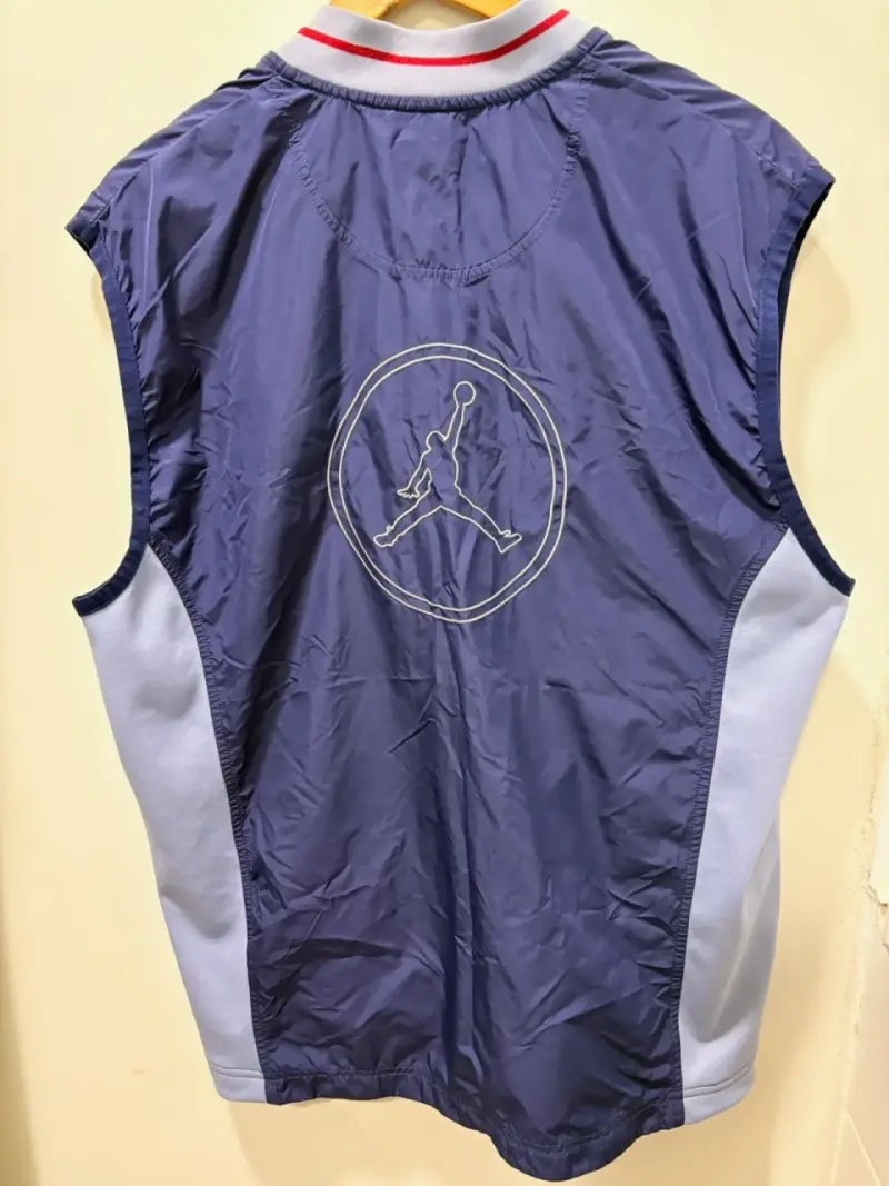 Corta viento  sin mangas Jordan azul con logo - 4
