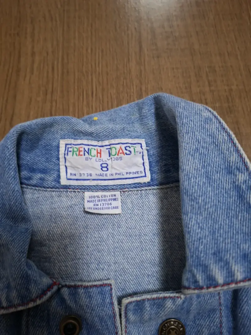 Chaqueta de mezclilla con parches para niños - 2