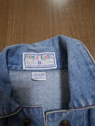Chaqueta de mezclilla con parches para niños - miniatura 2