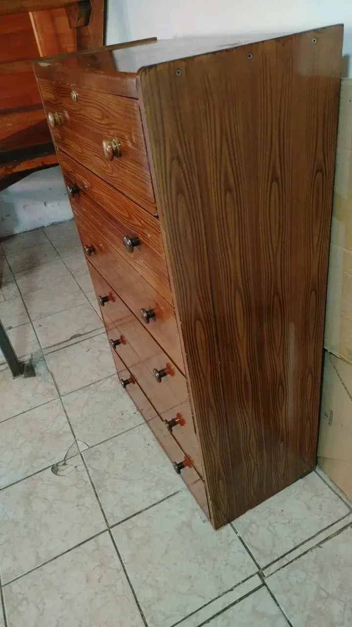 Cómoda de Madera con Seis Cajones - 2