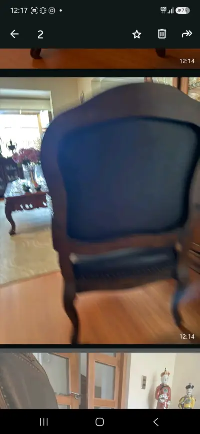 Silla de madera clásica con tapiz de cuero negro - miniatura 4