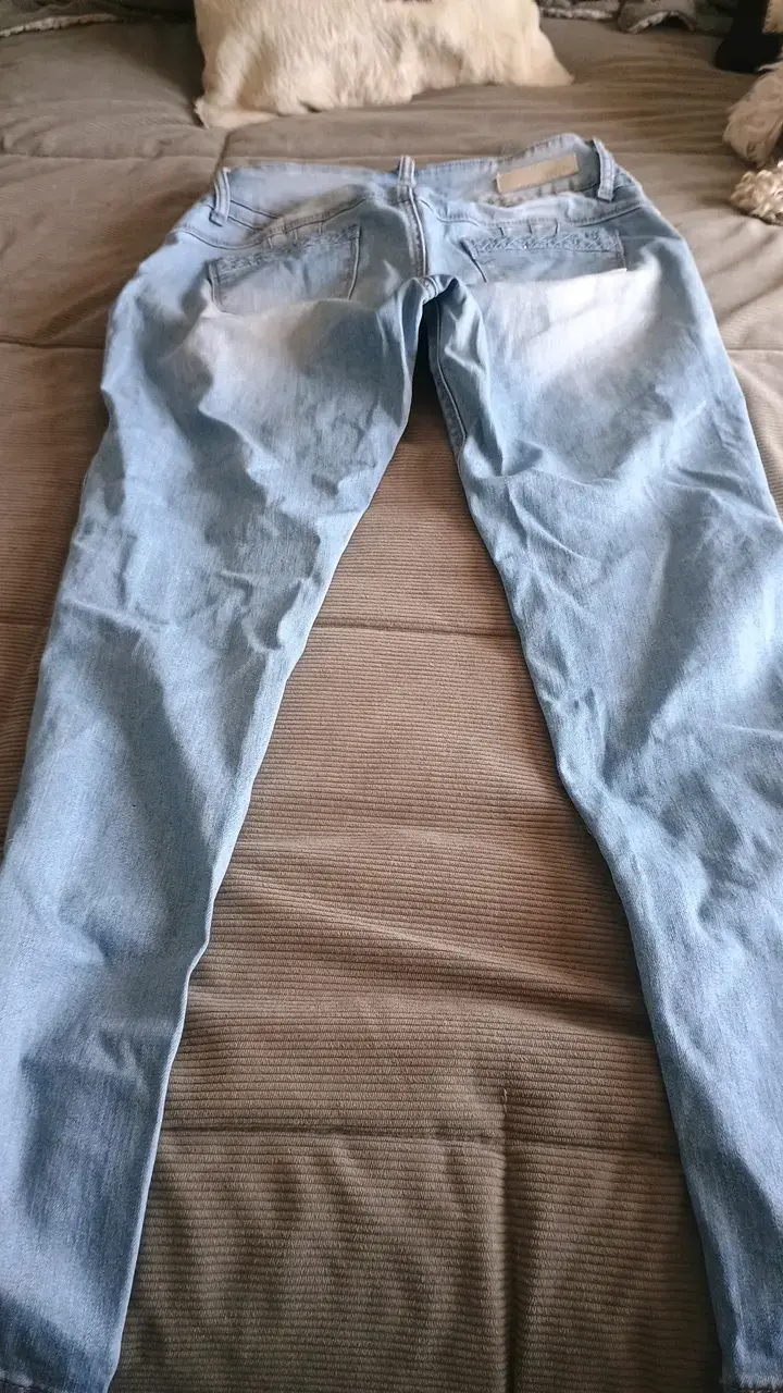 Jeans de mezclilla azul claro para mujer - 3