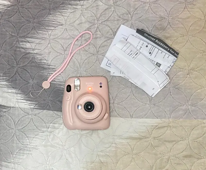 Cámara instantánea Fujifilm Instax Mini 11 rosa - 2