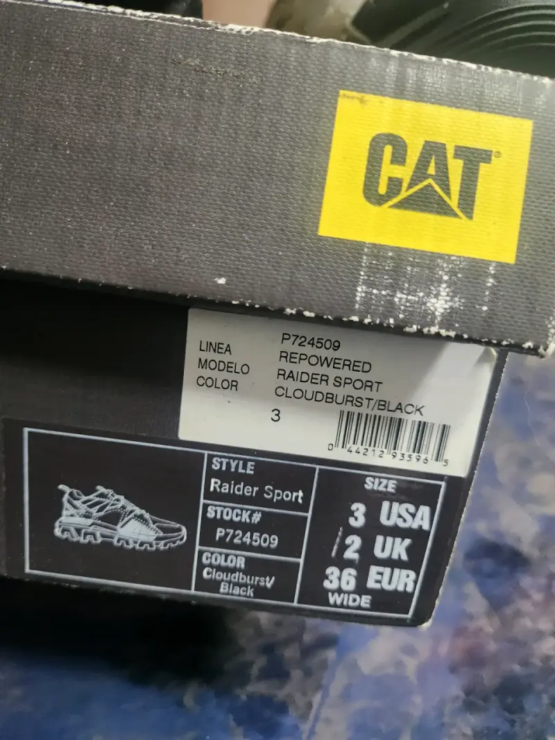 Zapatillas outdoor Caterpillar grises unisex - 5