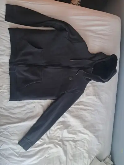Polerón con capucha negro para hombre - miniatura 2