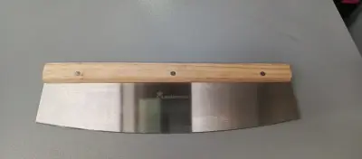 Cortador de pizza, guantes y pala para pizza - miniatura 1
