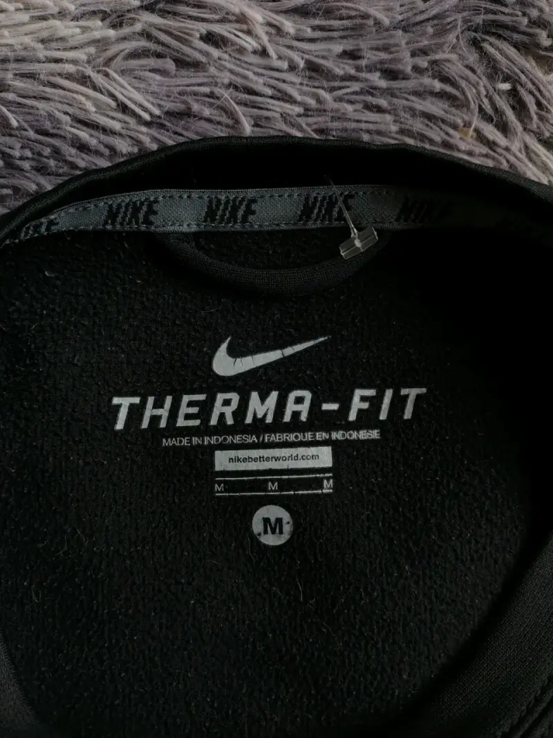 Polerón Nike Therma-Fit Negro - 4