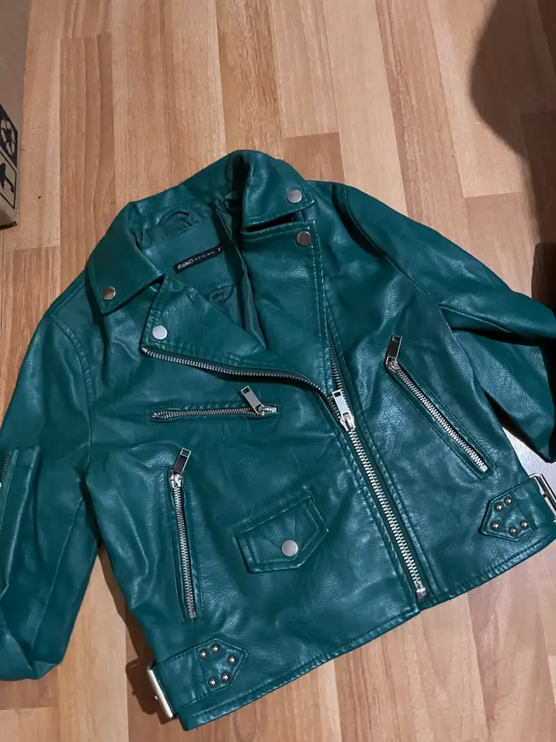 Chaqueta de cuero sintético verde para niños
