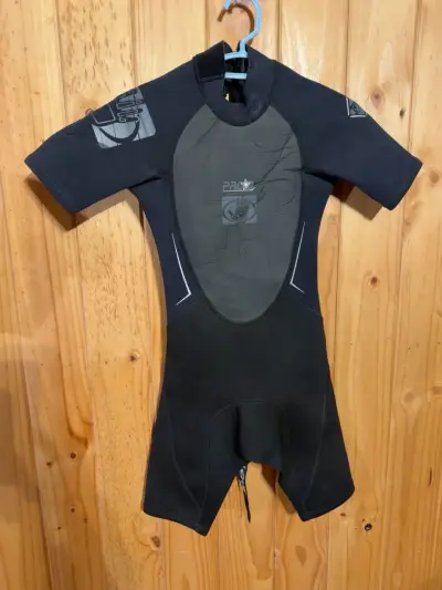 Traje de Neopreno Infantil Negro 2mm talla 8 - miniatura 2