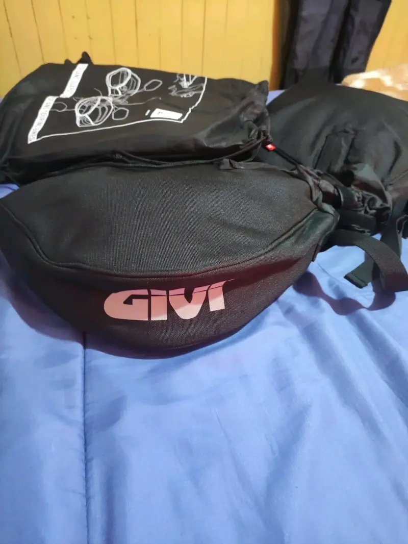 Guantes térmicos para moto Givi negros - 4