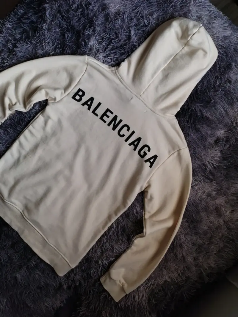 Polerón con capucha Balenciaga beige unisex - 6