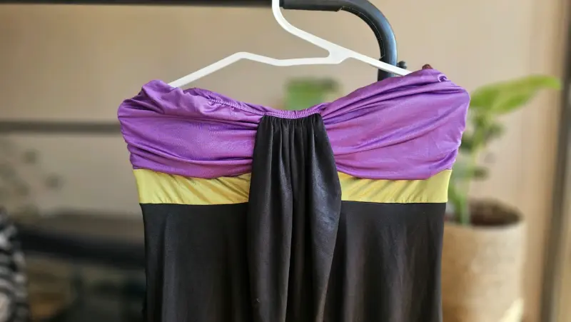Vestido strapless tricolor elegante - 2