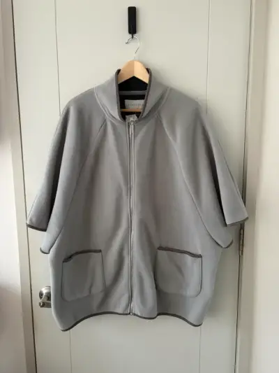 Capa gris con cierre Viaressa talla M/L - miniatura 1