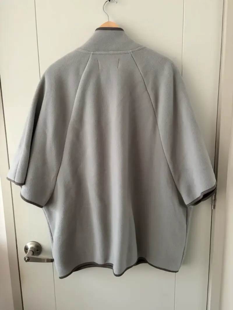Capa gris con cierre Viaressa talla M/L - 3