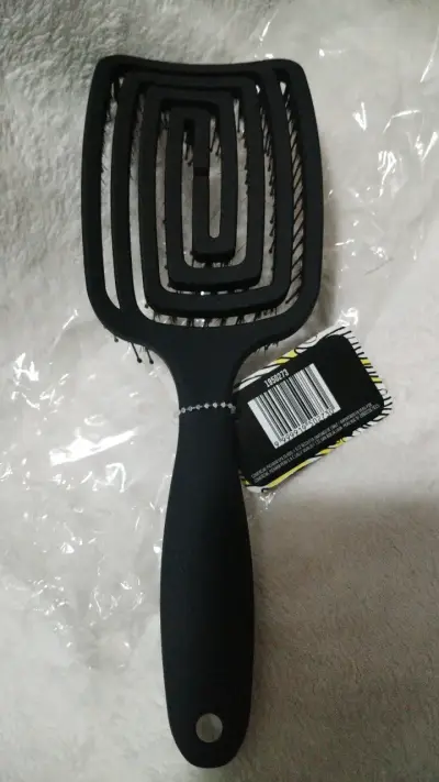 Cepillo para cabello Ricco negro ergonómico - miniatura 2