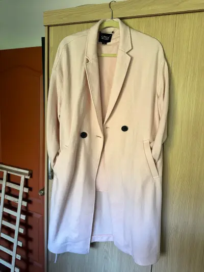 Abrigo largo rosa claro para mujer marca Only - miniatura 1