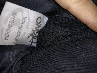 Chaqueta Negra con Capucha O'Neill - miniatura 3