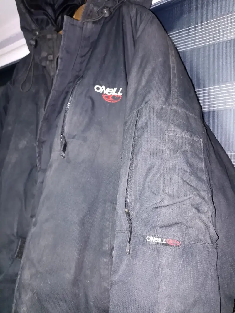 Chaqueta Negra con Capucha O'Neill - 5
