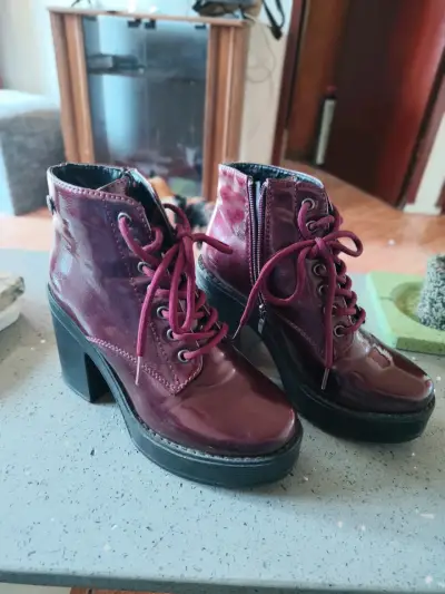 Botines de cuero burdeos y blancos con plataforma - miniatura 2