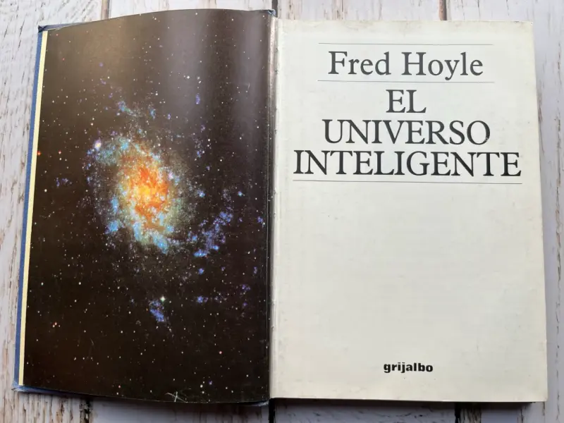 Libro 'El Universo Inteligente' de Fred Hoyle - 2