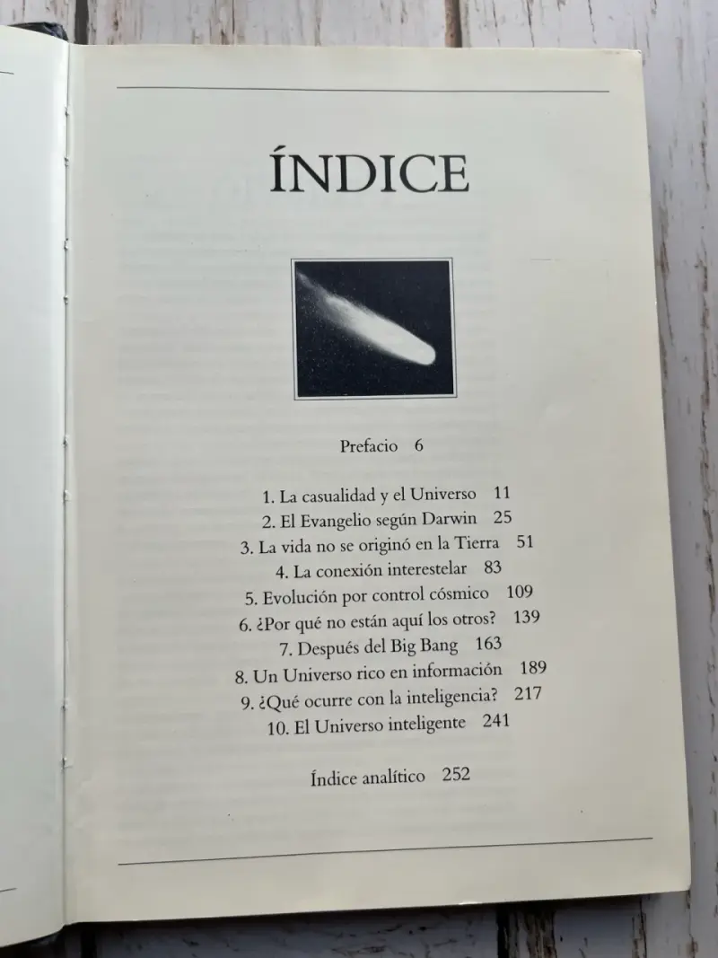Libro 'El Universo Inteligente' de Fred Hoyle - 3